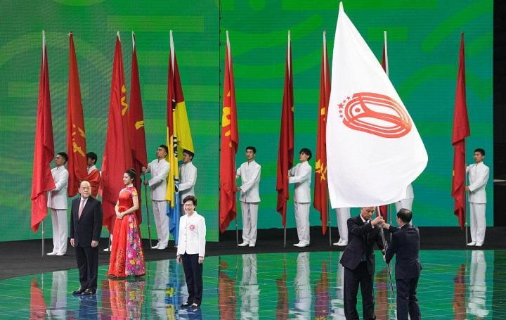 2025新澳门和香港精准正版免费,全面释义与解答落实
